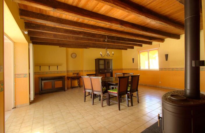 Maison Verruyes 6 pièce(s) 129 m2 — photo 2
