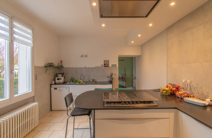 Maison Mereau 10 pièce(s) 286 m2 — photo 5