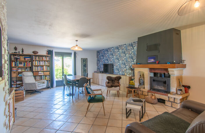 Maison Saint Hilaire De Court 7 pièce(s) 152.06 m2 — photo 3