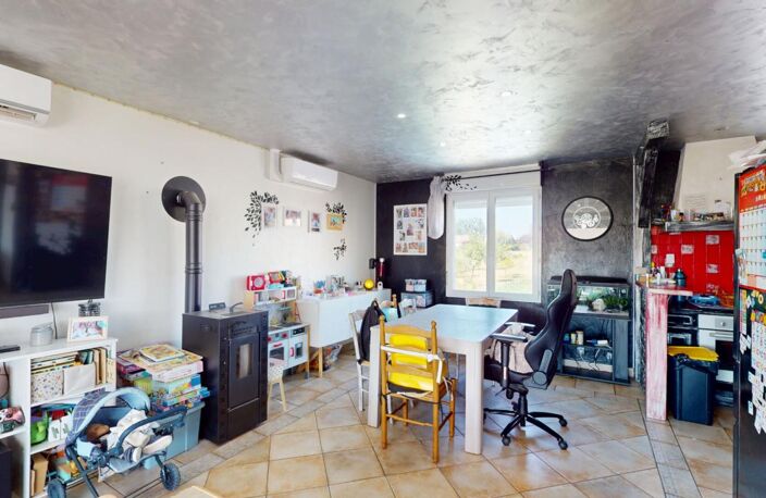 Maison Saint Hilaire de Court : 5 pièce(s) 112 m2 — photo 3