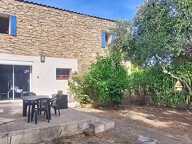 Doubles habitation de 105m² et 100m² + gîte 44m² et garage 97m² sur 545m² de terrain — photo 2