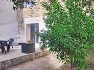 Doubles habitation de 105m² et 100m² + gîte 44m² et garage 97m² sur 545m² de terrain — photo 3