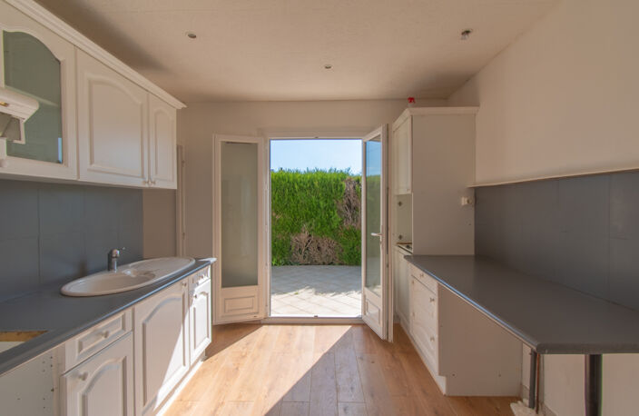 Maison Vierzon 4 pièce(s) 93.5 m2 — photo 2