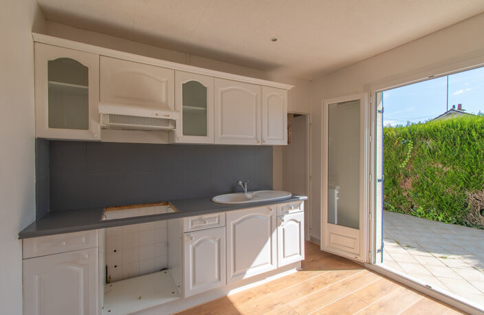 Maison Vierzon 4 pièce(s) 93.5 m2 — photo 3
