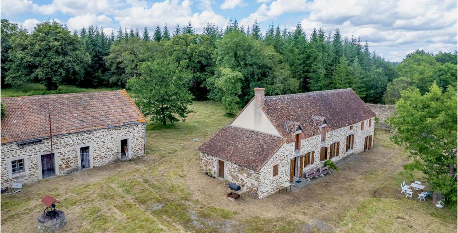 Propriété de loisirs Boussac 6 pièce(s) 232 m2 — photo 1