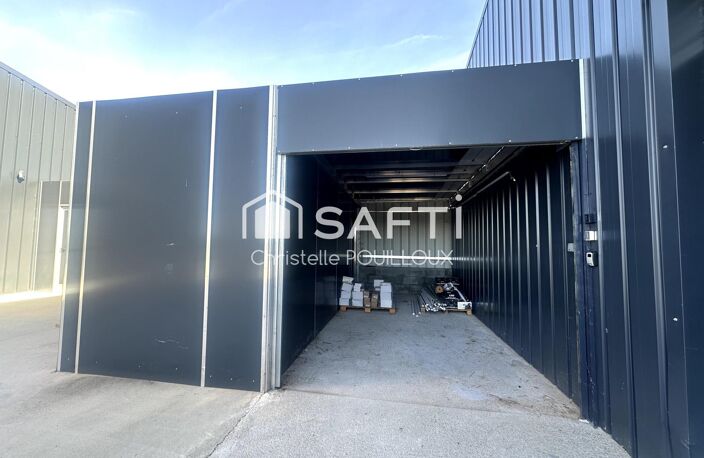 Ensemble de deux grands entrepôts neufs à Benet (2021) — photo 4