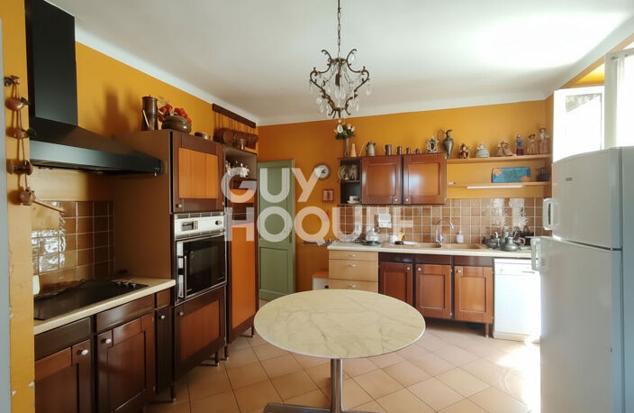 Carpentras - Appartement type 3 de 110 m² avec ascenseur dans ancien Hôtel Particulier — photo 4
