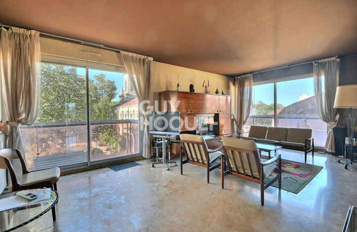 Coeur de Montchat - Appartement T5 avec 3 chambres à rénover, garage et cave - Lyon 3ème -69003) — photo 2