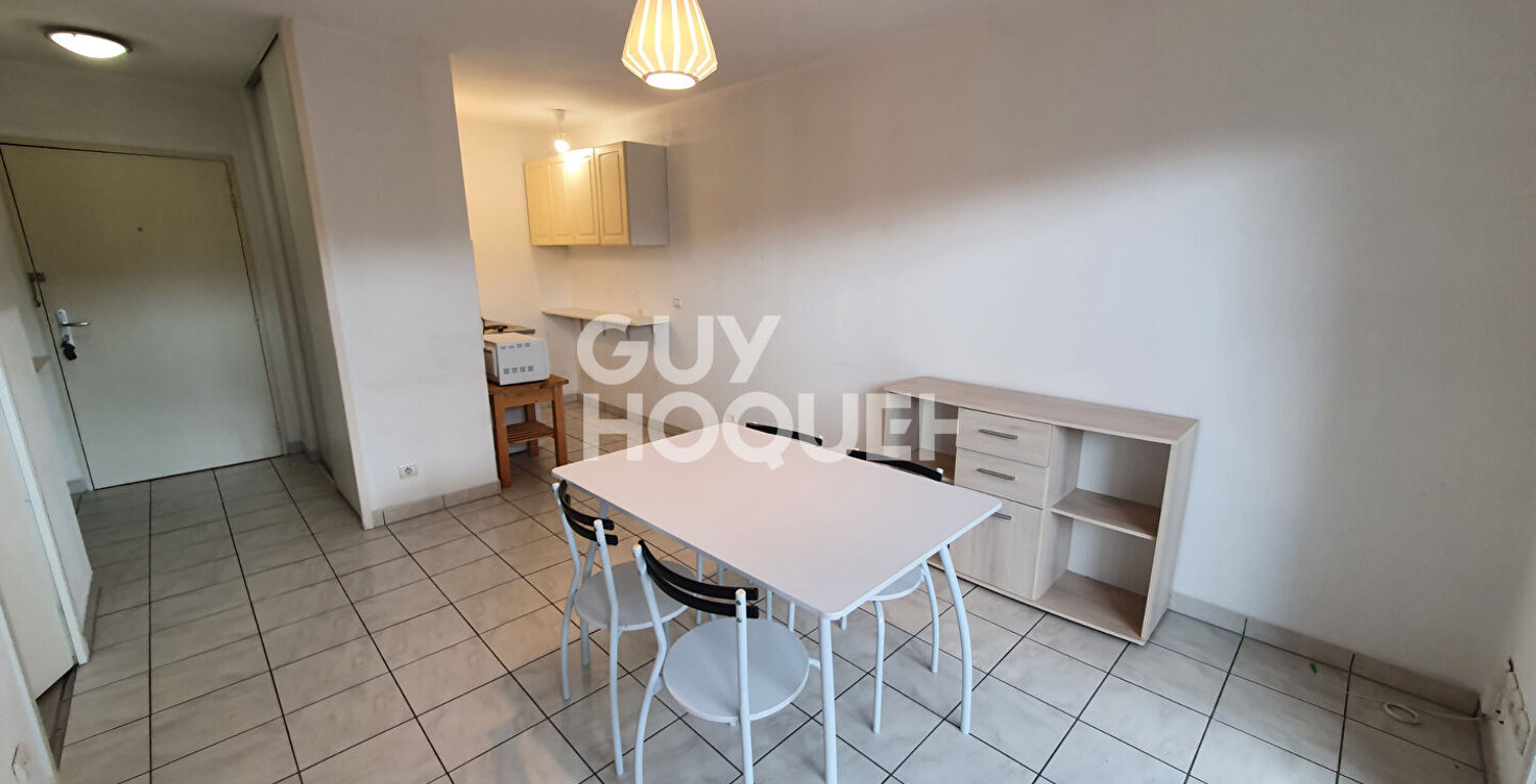Appartement T2 MEUBLE avec terrasse — photo 1