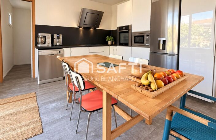 Maison contemporaine tout confort avec dépendance de 130m2 sur deux niveaux — photo 5