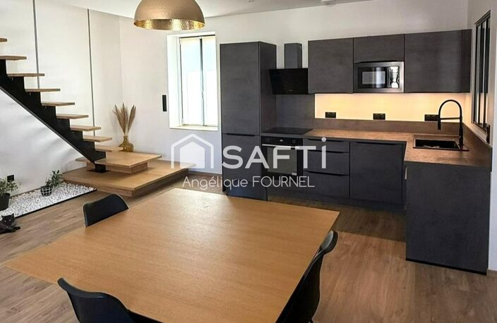 Duplex de 96 m² entièrement rénové avec parking couvert - Centre de Luzinay — photo 3
