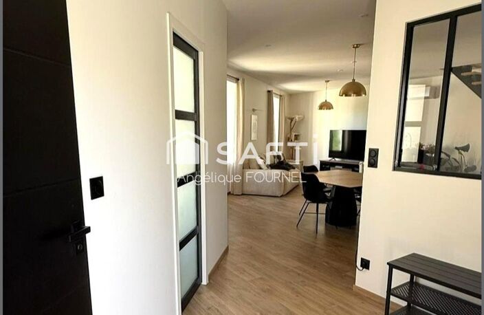 Duplex de 96 m² entièrement rénové avec parking couvert - Centre de Luzinay — photo 4