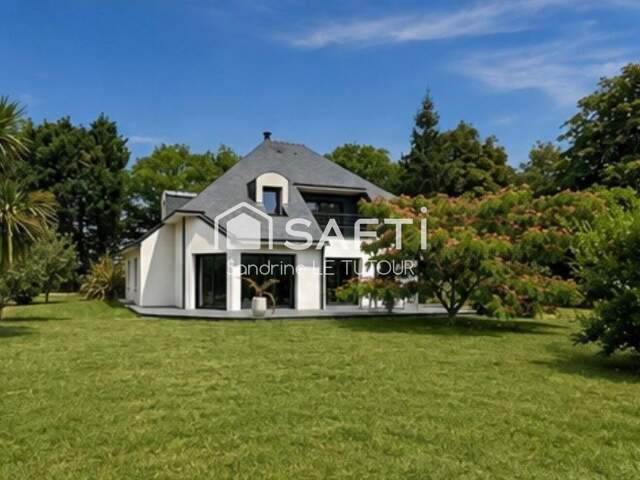 Maison contemporaine 169 m2 avec grand jardin — photo du bien