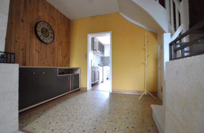 Vente maison 4 pièces 84 m² Targon (33760) — photo 3