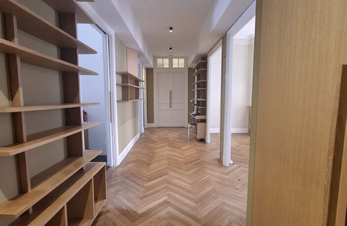 Appartement de caractère rénové par architecte - 132 m2 Carr — photo 3