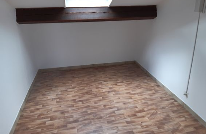 Location appartement 1 pièce 33 m² à Vaulx-en-Velin (69120) — photo 3