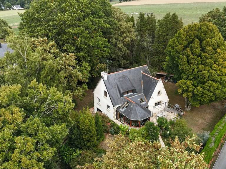 MAISON FAMILIALE À PROXIMITÉ DE PONTIVY — photo 1