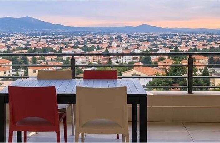 SAINT-RAPHAËL – BEAU 3 PIÈCES AVEC TERRASSE ET PISCINE ROOFTOP — photo 3