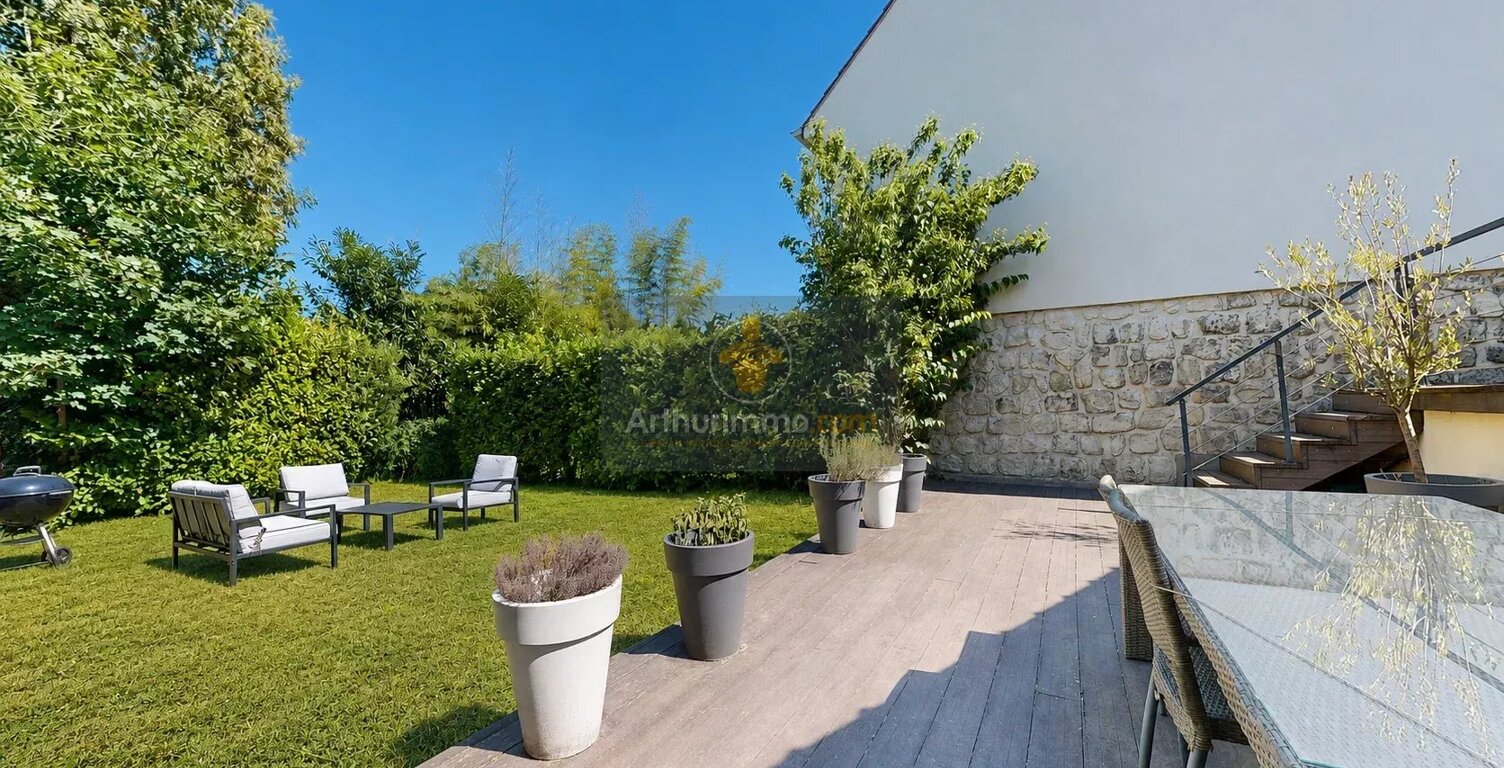 Jolie maison individuelle au Pecq (domaine privé) avec 3 chambres et jardin — photo 1