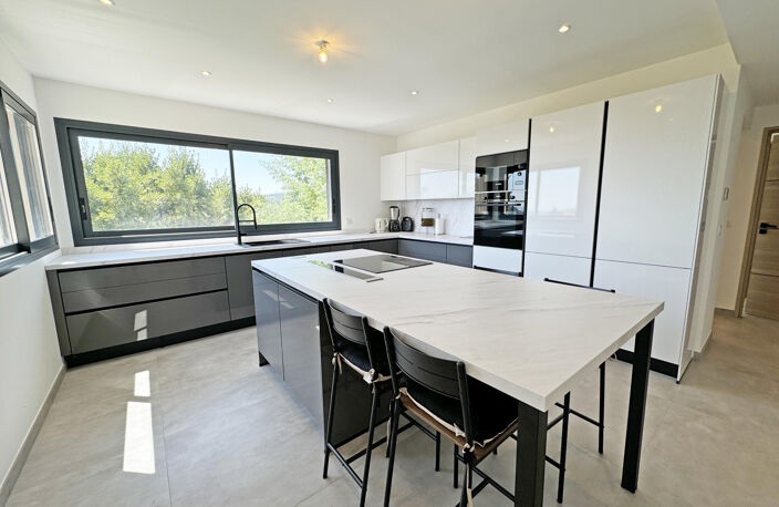 Vence - Villa contemporaine de 225 m2 avec vue mer — photo 5