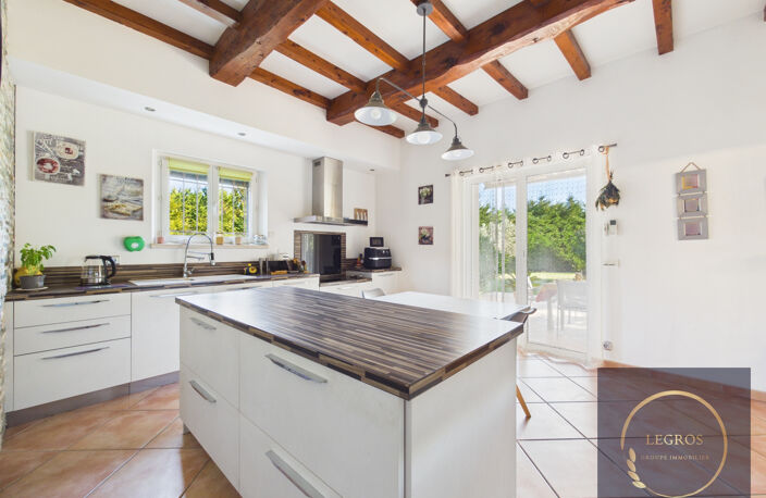 À vendre   Villa d'exception de plain-pied avec gîte indépen — photo 4
