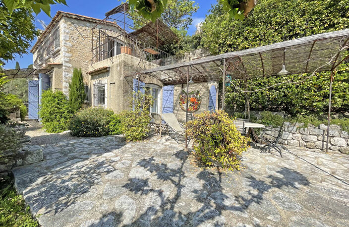 Exclusivité - Exceptionnelle villa au pied des remparts de S — photo 3