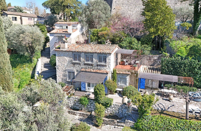 Exclusivité - Exceptionnelle villa au pied des remparts de S — photo 5
