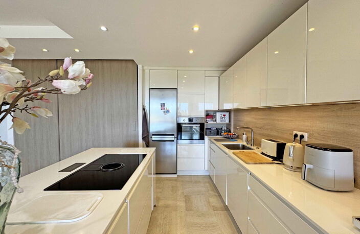 Vence - 2 pièces de 69,2 m2, terrasses de 22 m2 - Vue mer — photo 5