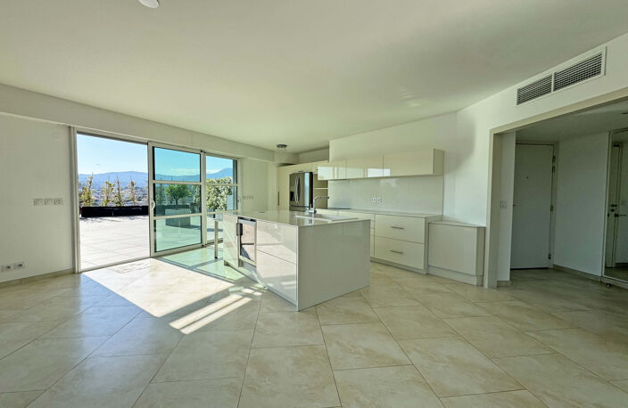 Penthouse de 107 M2   Terrasse de 127 M2 à deux pas de la me — photo 5