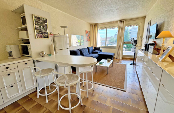 Vence - Appartement de 2 pièces avec terrasse, résidence ave — photo 4
