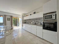 Vence - Appartement 2P de 58 m2 avec jardin privatif 220 m2 — photo 3