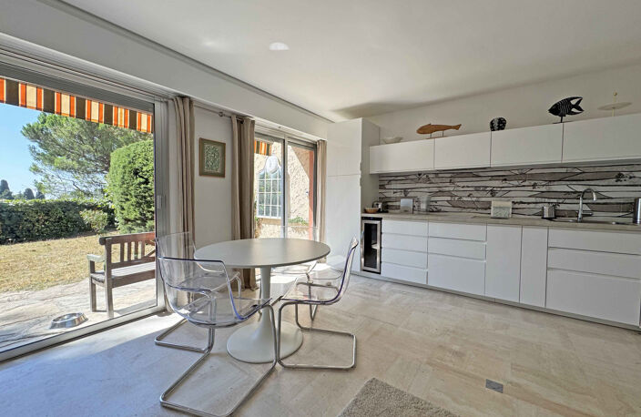 Vence - Appartement 2P de 58 m2 avec jardin privatif 220 m2 — photo 4