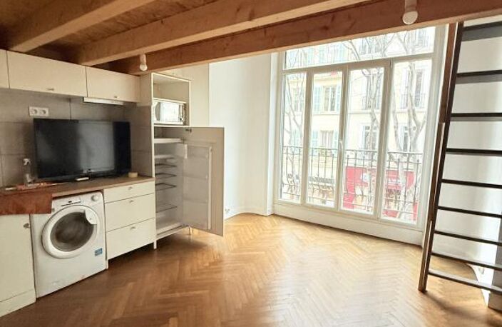 1er/4eme Marseille Appartement T2 meublé décoré loué 730€/mois — photo 4