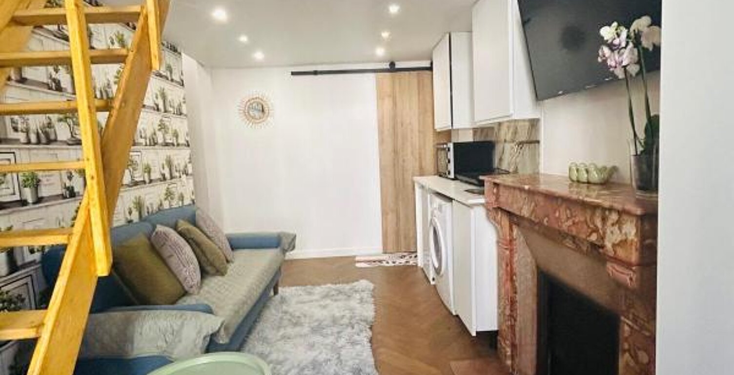 1er/4eme Marseille Appartement T2 meublé décoré loué 730€/mois — photo 1