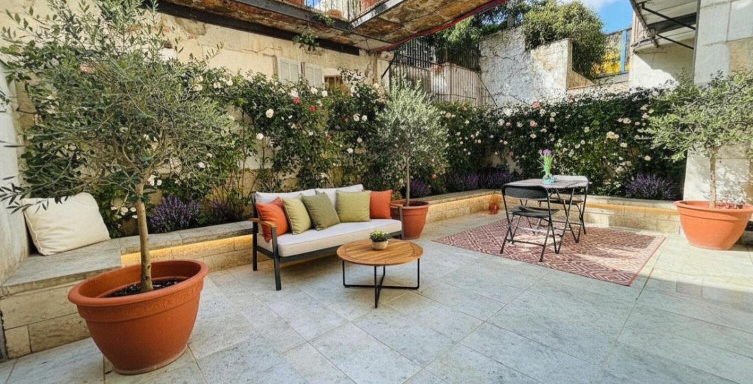 APPARTEMENT T2 AVEC TERRASSE CALME SUD — photo 1