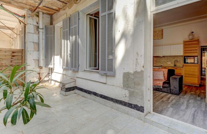 APPARTEMENT T2 AVEC TERRASSE CALME SUD — photo 3