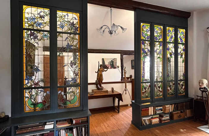 Maison hors du temps, où chaque reflet conte une histoire... — photo 2