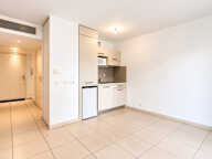 Nice - Riquier - Coquet studio de 21 m² dans une résidence avec gardien et pisci — photo 4