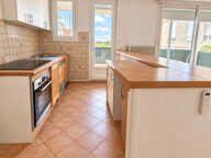 MARTIGUES   JONQUIÈRES   T4 DE 72,22 M2 AVEC LOGGIAS ET CAVE — photo 3