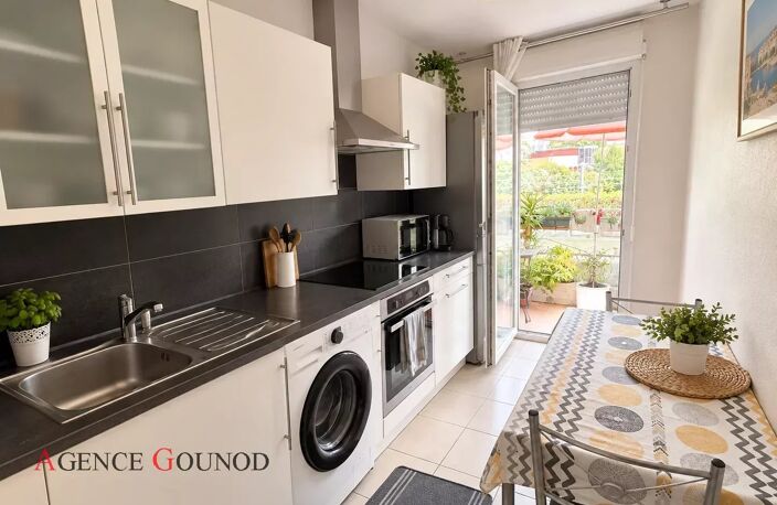 Joli T3 avec balcon et parking — photo 3