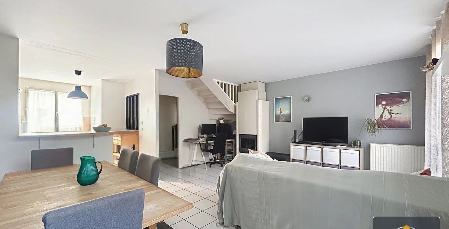 YERRES – 4 CHAMBRES, JARDIN, GARAGE : LA MAISON FAMILIALE IDEALE — photo 1