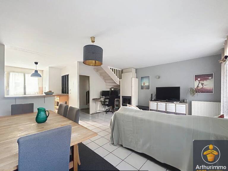 YERRES – 4 CHAMBRES, JARDIN, GARAGE : LA MAISON FAMILIALE IDEALE — photo 1