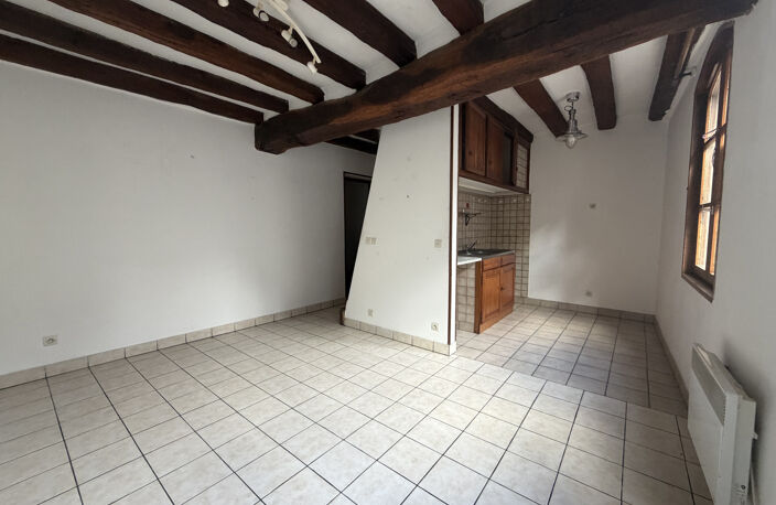BEL APPARTEMENT ANCIEN — photo 2