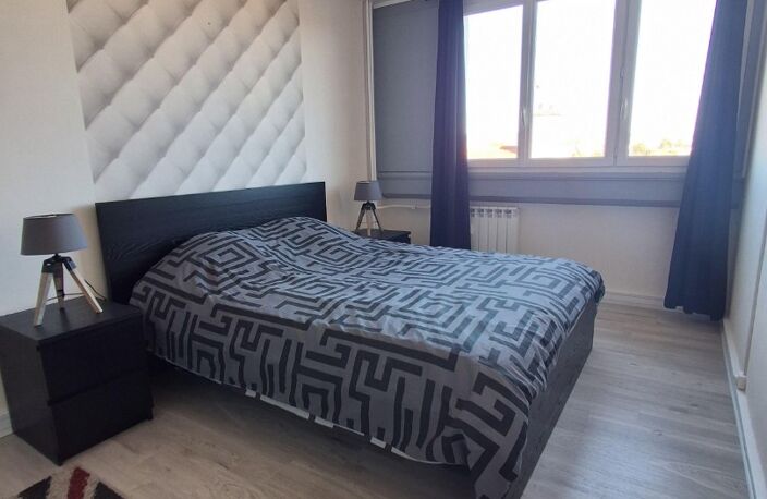 Location appartement 3 pièces 61 m² à Oullins-Pierre-Bénite (69310) — photo 4