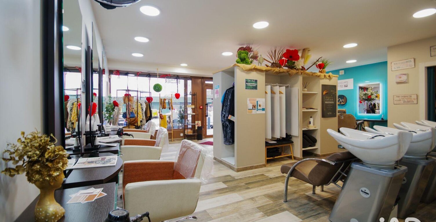 Vente Boutique/Local commercial 73 m&sup2; — photo 1