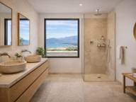 MAGNIFIQUE VUE MER SUR BAIE DE CALVI – DERNIER ETAGE 2P DE 50M² AVEC 15M² DE TERRASSE — photo 3