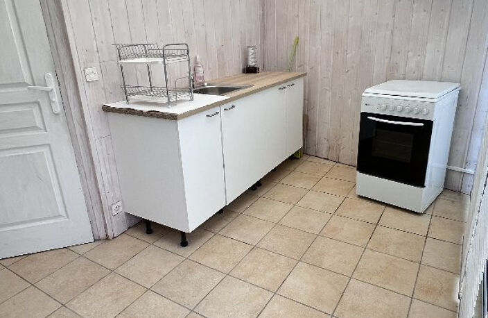 Dépt Essonne (91) LOCATION MEUBLEE F2 CAVE ET JARDINET — photo 4