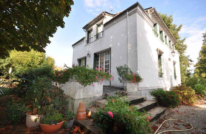 MAISON de Maître de 1892 - 166 m2 - 6 pcs — photo 3