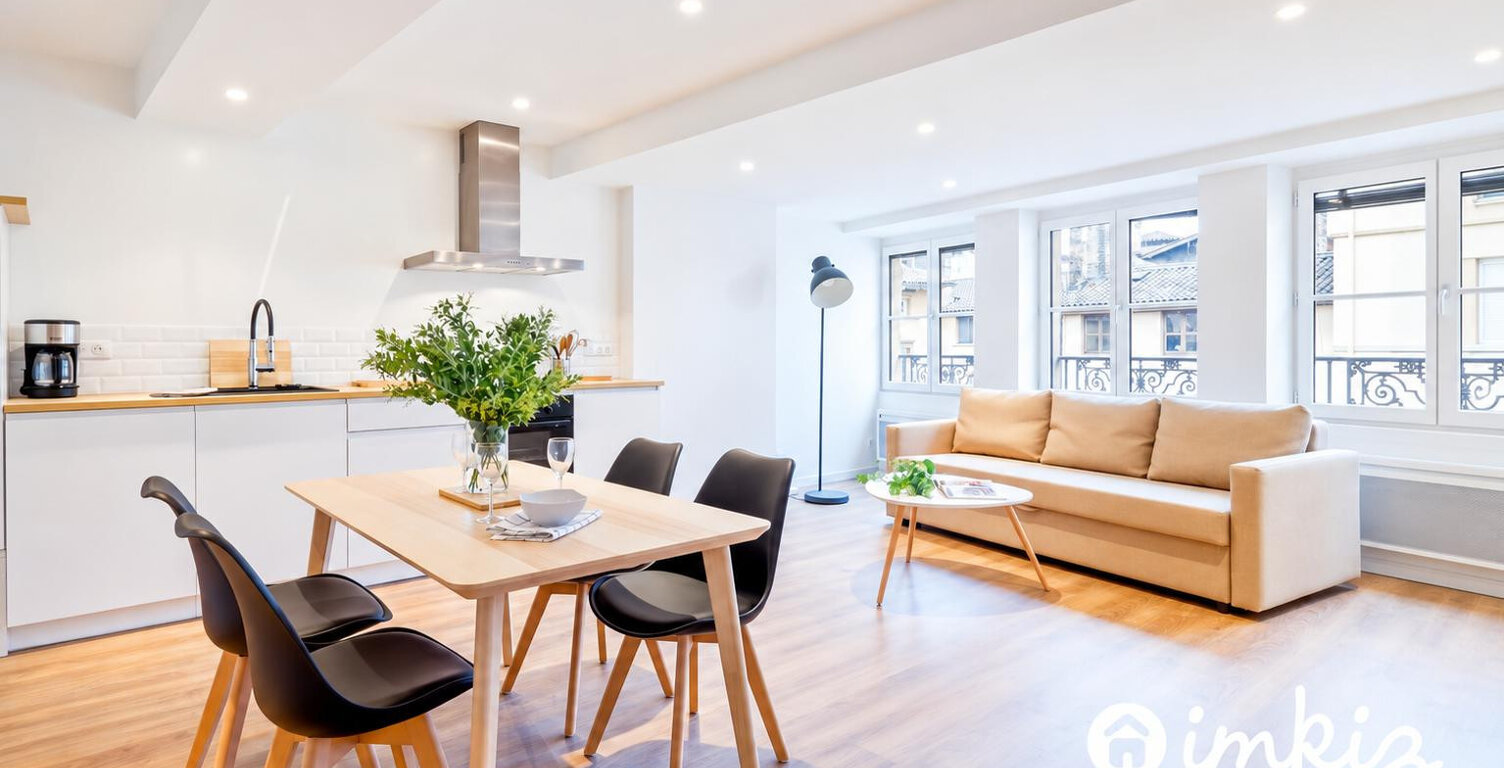 T2 62m² entièrement rénové au cœur du Vieux Lyon — photo 1