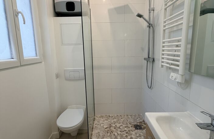 STUDIO ideal invesstisseurs ou pied à terre - rue Benard — photo 5